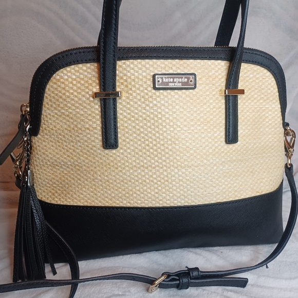 kate spade Handbags - Kate Spade Cedar Street Straw Maisy tote in EUC 12x10x5 $329 retail